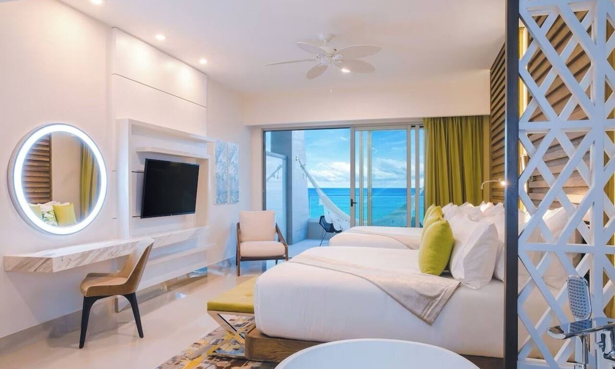 Playa Mujeres Hotel | 1-bedroom resort in peaceful Cancún with fitness room and AC