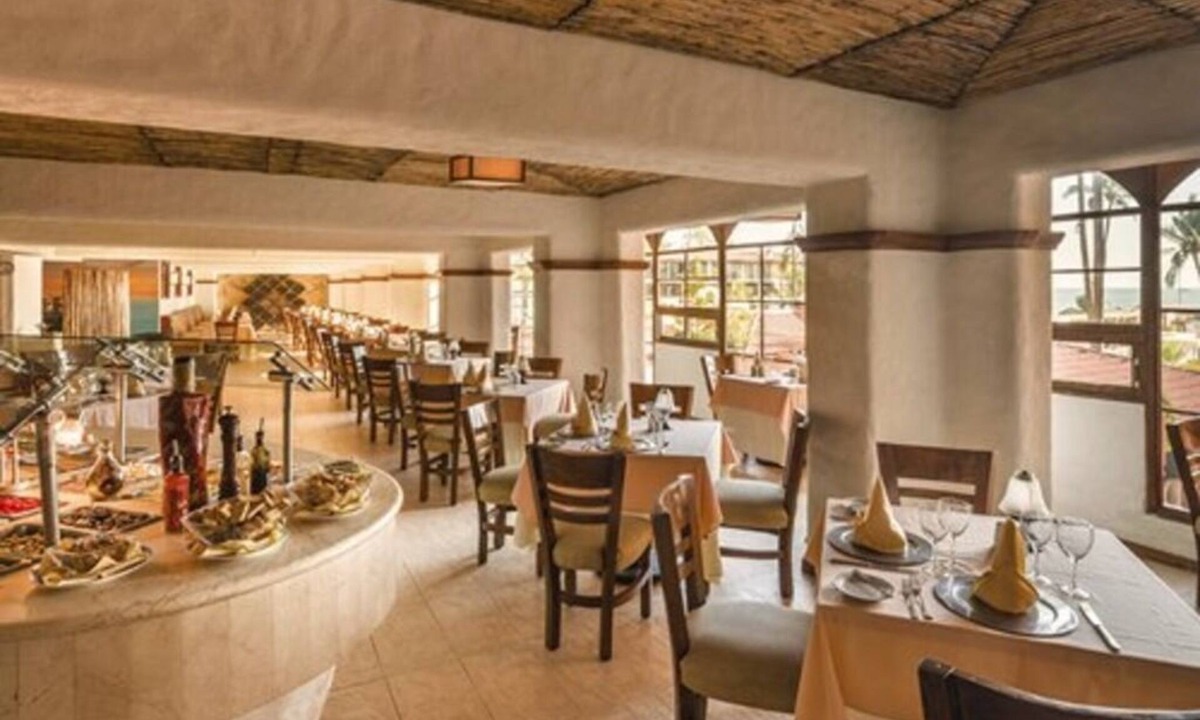 North Hotel Zone Resort | 1 bedroom sleeps 4 at Crown Paradise Golden, Puerto Vallarta