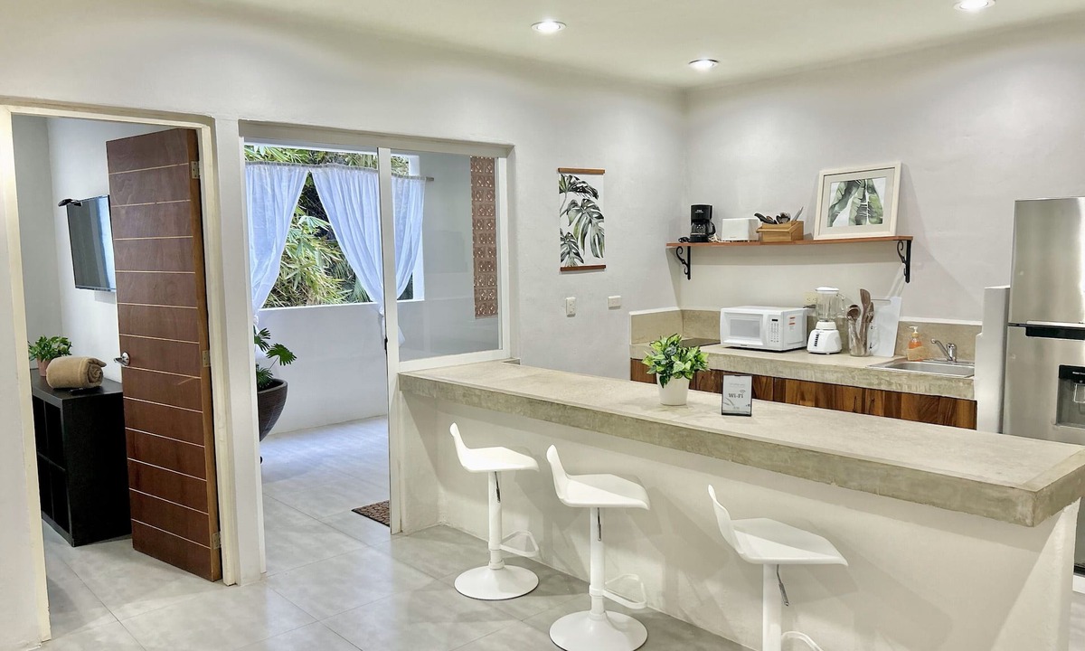 Playa del Carmen Apartment | 2-bedroom apartment in Magical Playa del Carmen with WiFi, AC and Plunge Pool