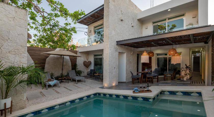 Tulum City Center Apartment | 200 m² Apartment ∙ 6 bedrooms ∙ 16 guests
