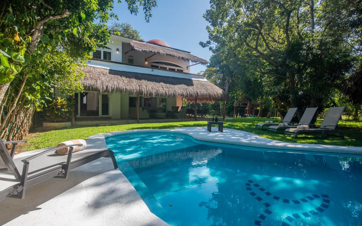 Playacar Villa | 260 m² Villa ∙ 5 bedrooms ∙ 12 guests