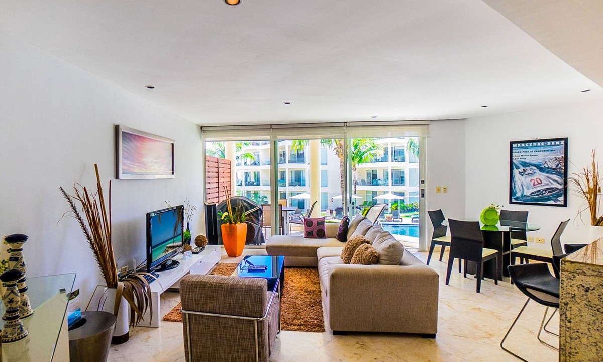 Puerto Juarez Condo | 2nd Floor, Ocean View condo at The Elements by BRIC