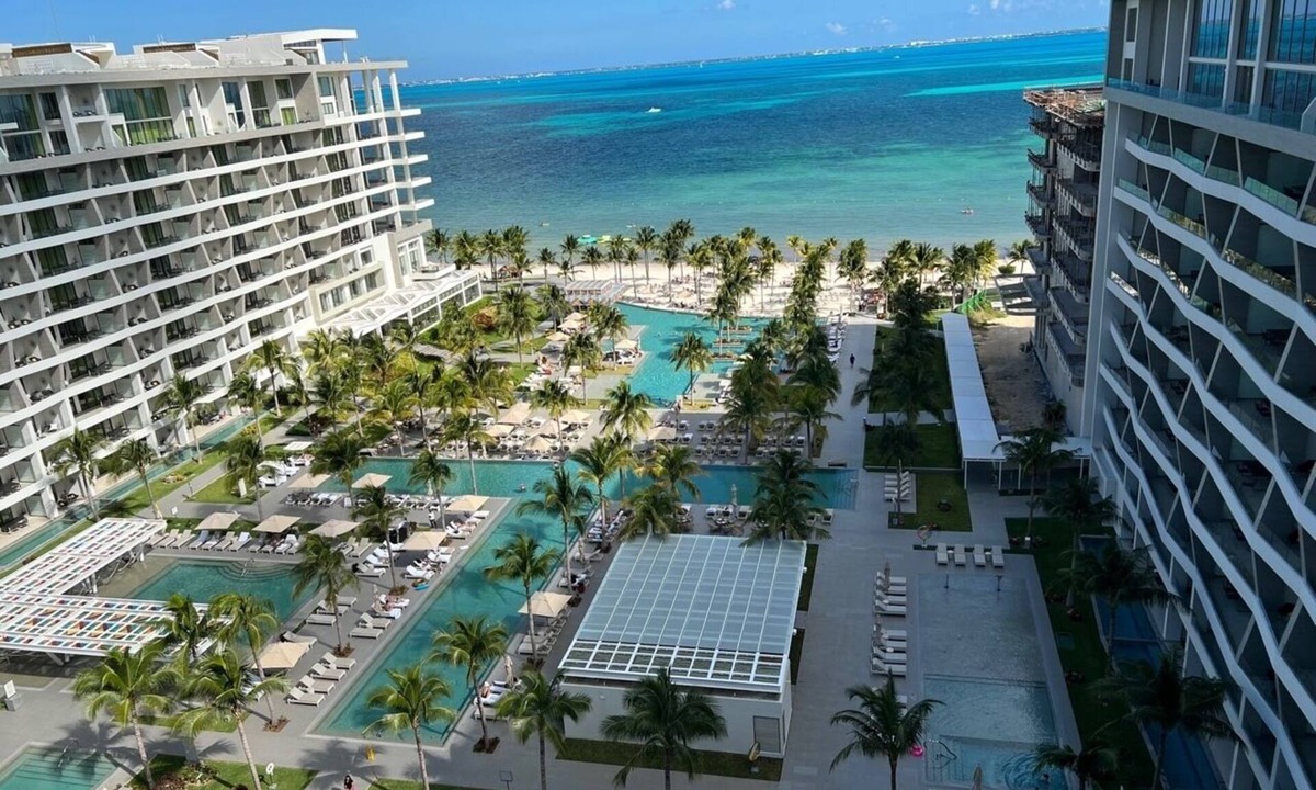 Cancun Resort | 3 bedroom luxury oceanfront penthouse at the stunning garza Blanca Cancun.