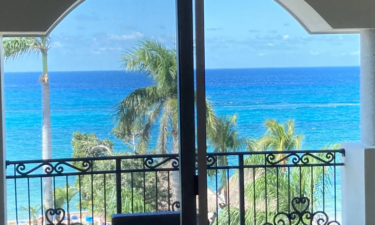 Costa Maya Condo | 305 The Landmark Resort of Cozumel