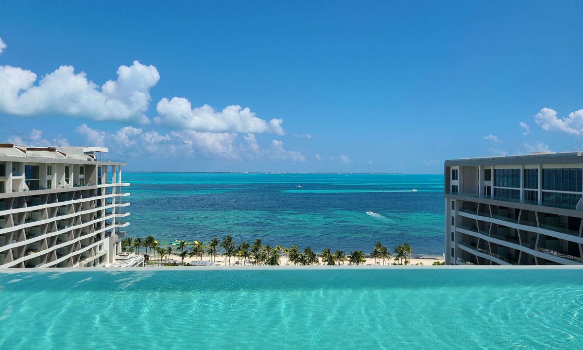 Downtown Cancun Resort | 4 Bedroom Penthouse in Cancun – Spend Christmas in Paradise!