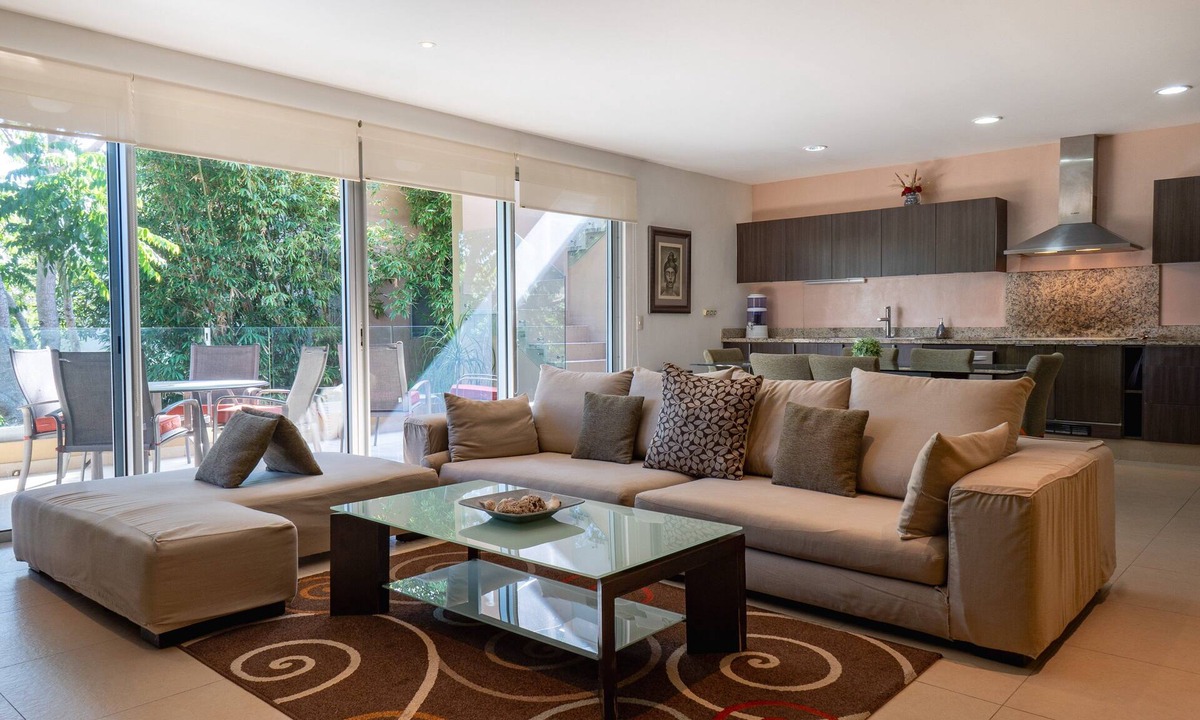 Playacar Condo | 4 Pools and Budget Penthouse in Vaiven. From BRIC Vacation Rentals