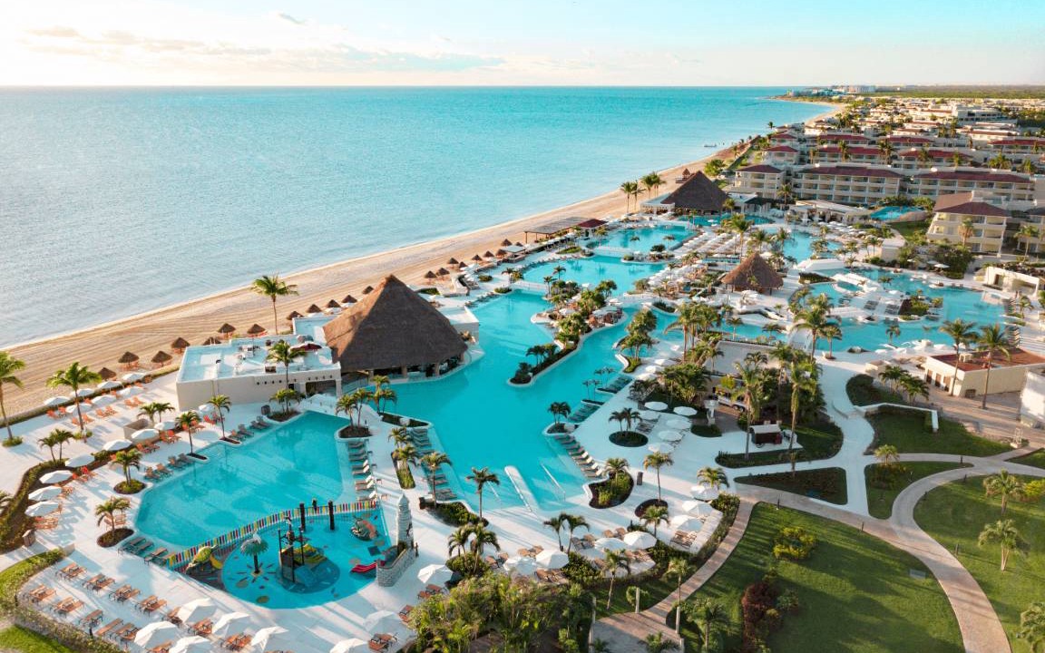 Cancun Resort | 484 m² Resort ∙ 127 guests
