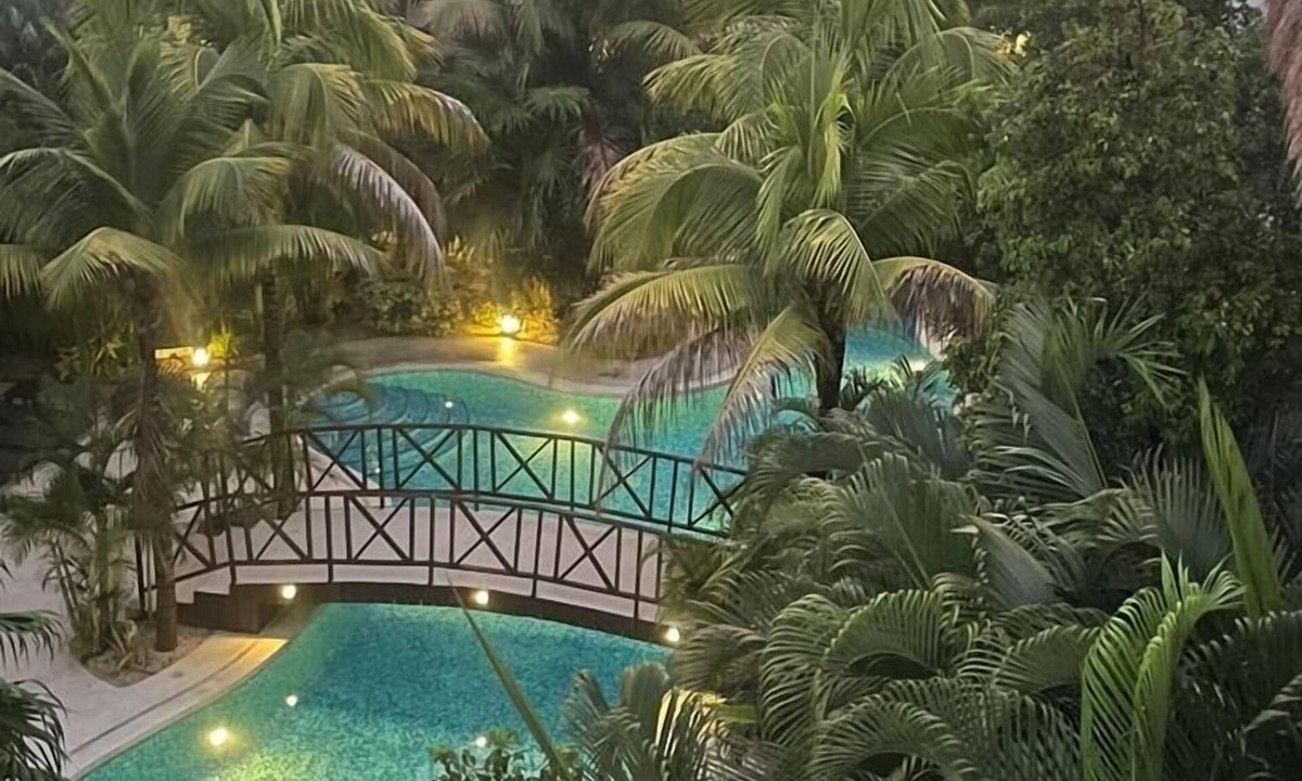 Zama Condo | 5 minutes to the beach! Family penthouse condo with private rooftop & decks