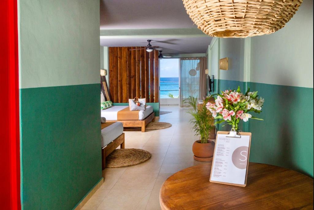 Cozumel Hotel | Albatros by Bedsfriends
