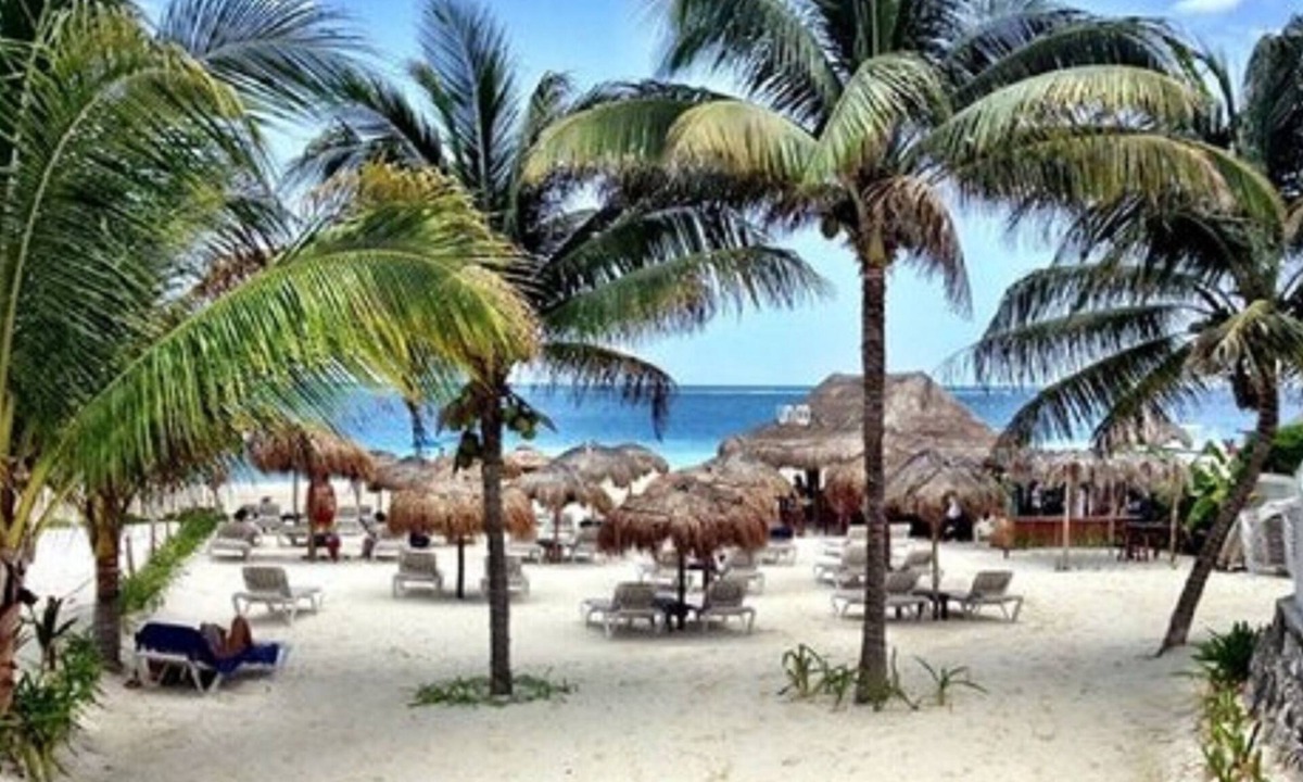 Downtown Hotel | BALAM Playa - 15 Th. Ave