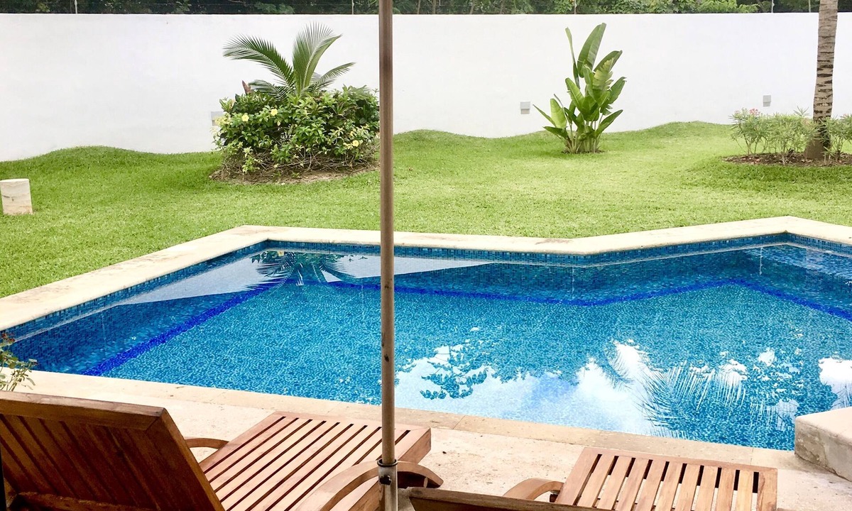 Alfredo V. Bonfil House | BEAUTIFUL WHITE HOUSE 15 MINS FROM THE AIRPORT