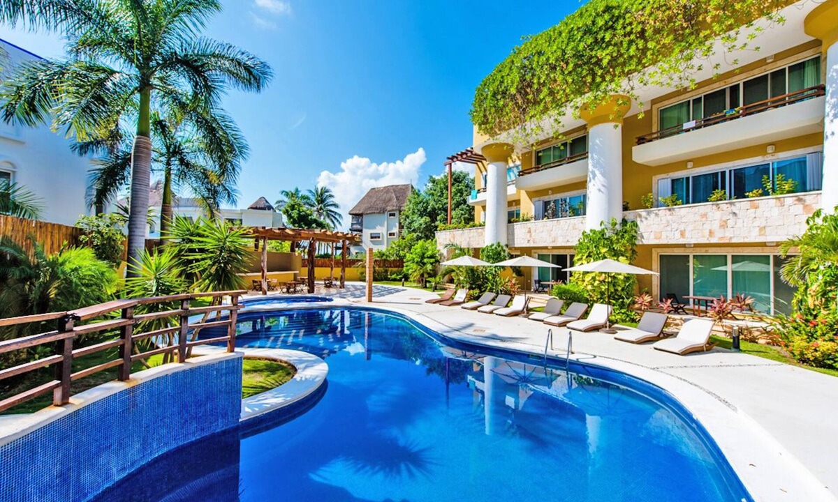 Pueblito Escondido | Gonzalo Guerrero