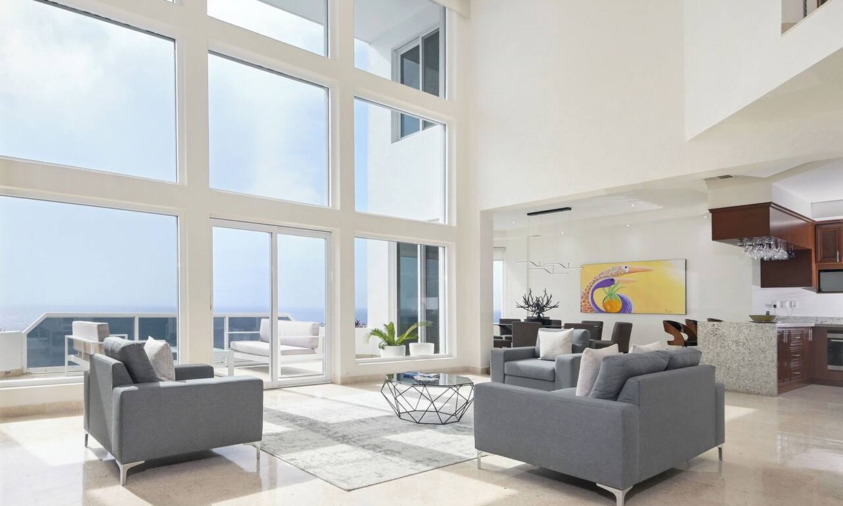 Zona Hotelera Norte Condo | Breathtaking Oceanfront Luxury Penthouse!