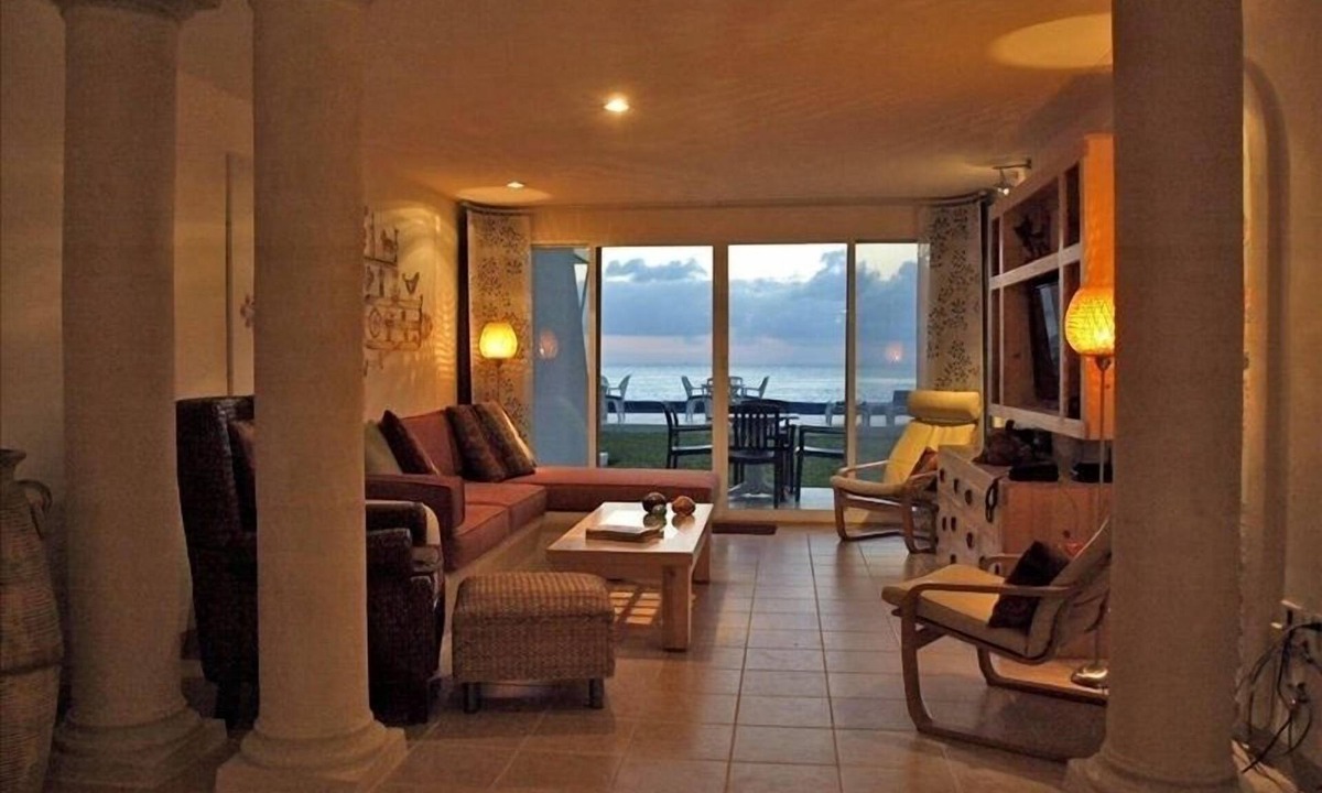 Zona Hotelera Norte Condo | Breathtaking Modern Beachfront 2BR, Walk2Town Snorkeling amazing exclusive north