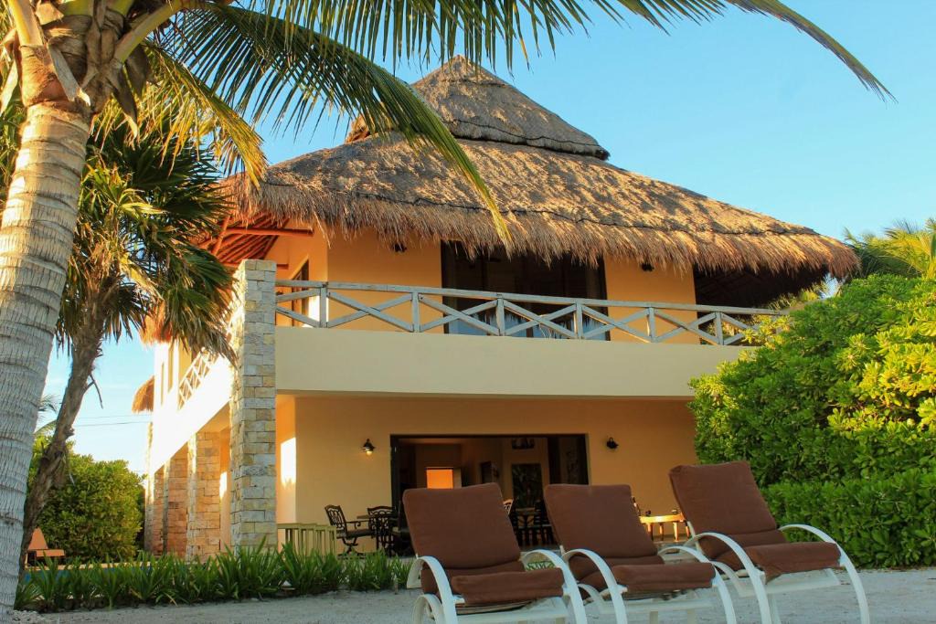 San Benito House | Casa Bul-Kay's - Where Confort Meets Consierge Care