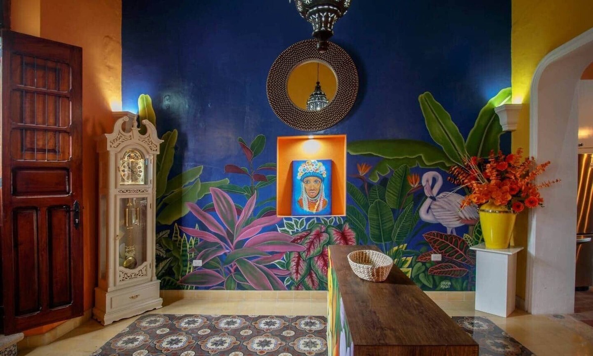 Barrio de Santiago House | Casa Nuevo Vida eclectic style in Merida Centro