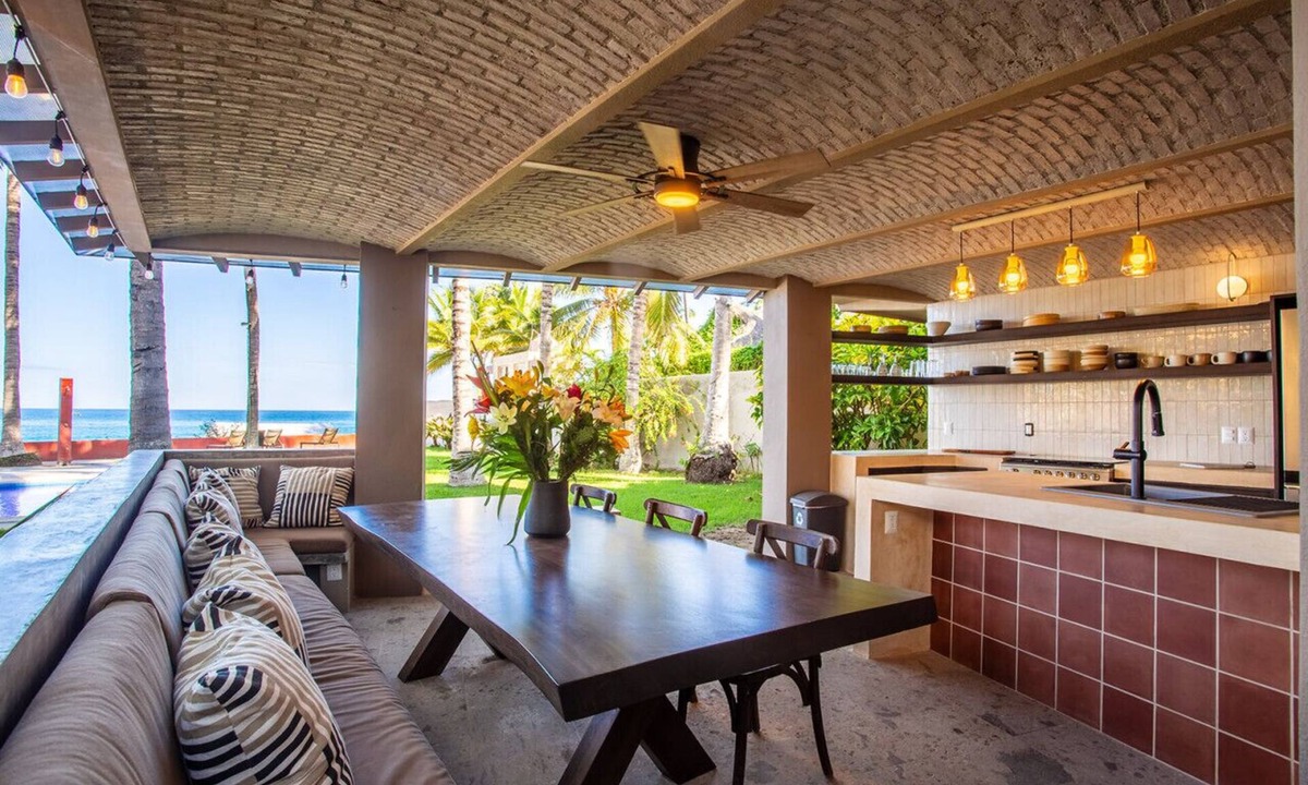 North End House | Casa Palmar and Casa Tocayo (8-Bedrooms)
