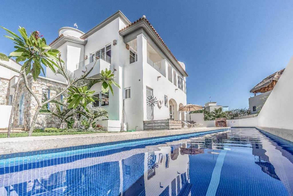 Isla Mujeres Villa | Casa Santosha