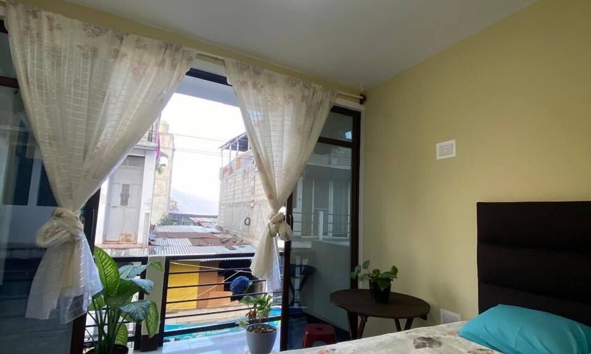 San Pedro La Laguna Hotel | Casa Teresita