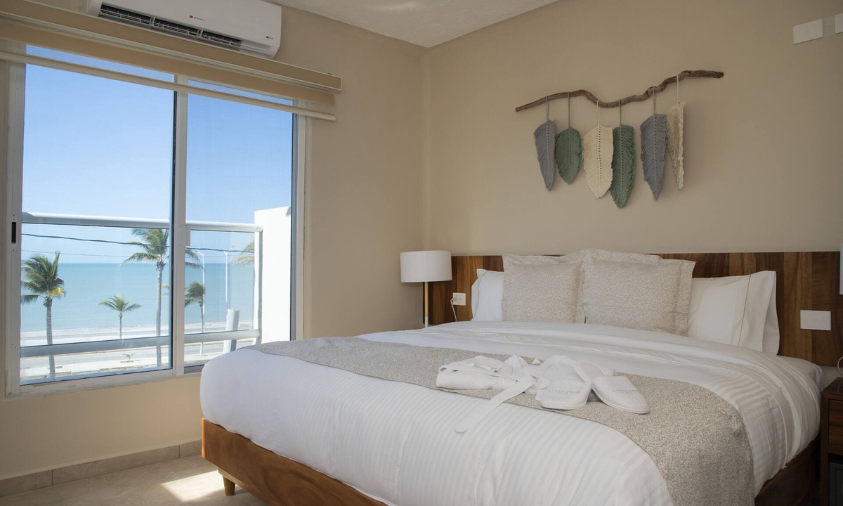Ciudad del Carmen Hotel | Casa Viento Hotel
