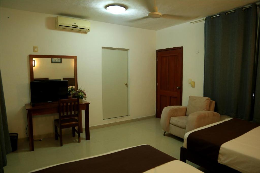 Santa Elena Hotel | Charly Hotel