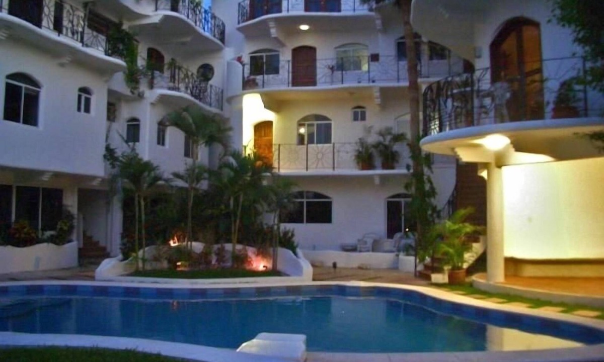 Zona Hotelera Norte Condo | Charming Mexican Hacienda