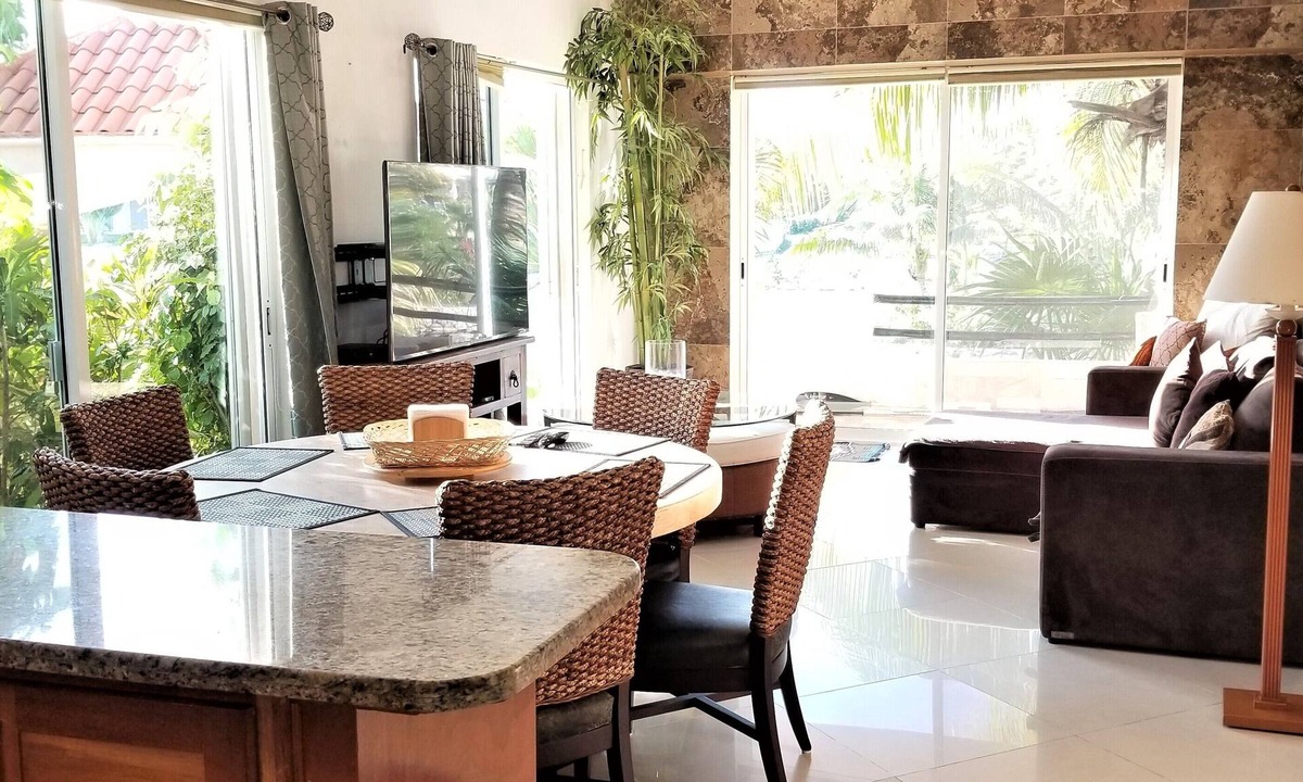 Puerto Aventuras Condo | Condo Bellmare B2 Bedroom Water front lagoon 3 steps to Pool.1 Min.from beach