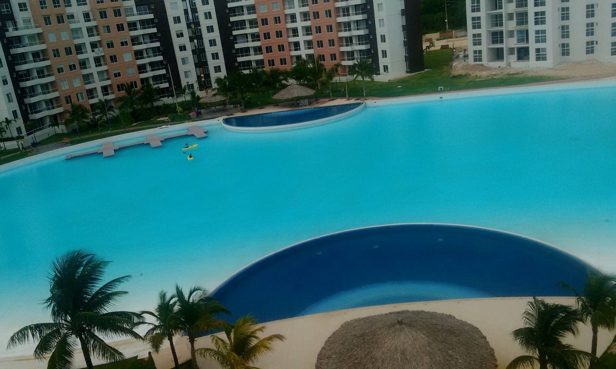 Downtown Cancun Apartment | Departamento con laguna cristalina de 2 hectáreas.