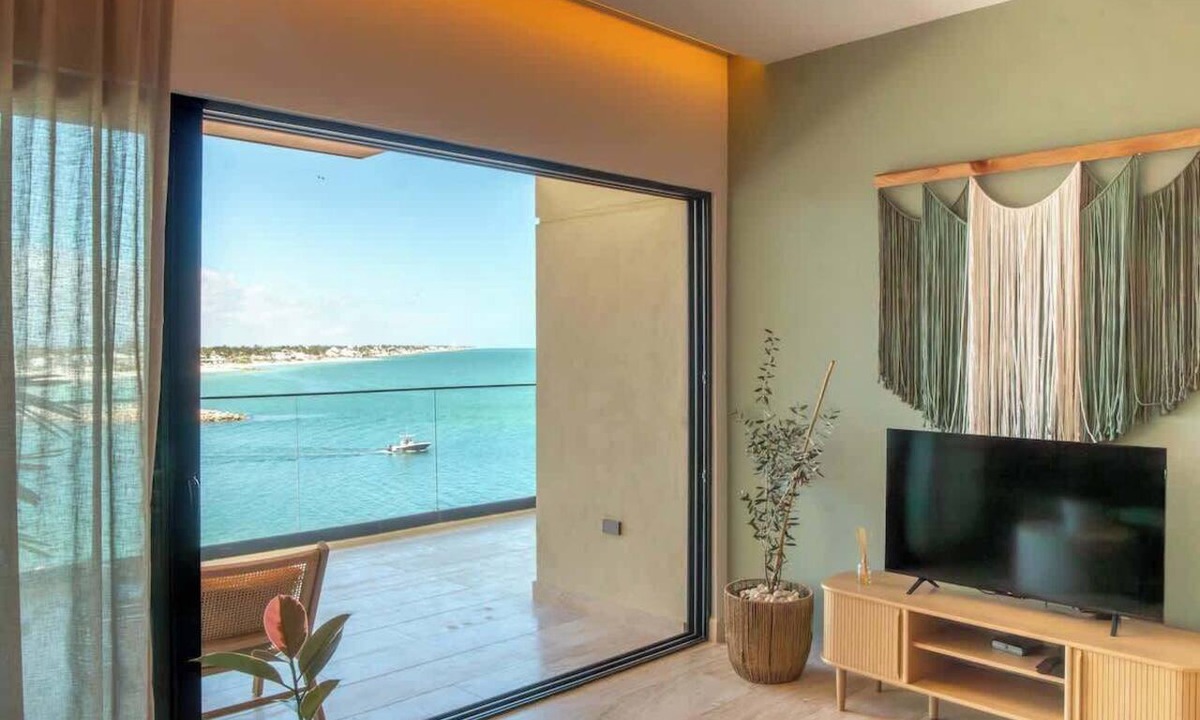 Progreso Municipality Condo | Dpto. de 2 Hab. Frente a la Playa & Amenidades Top