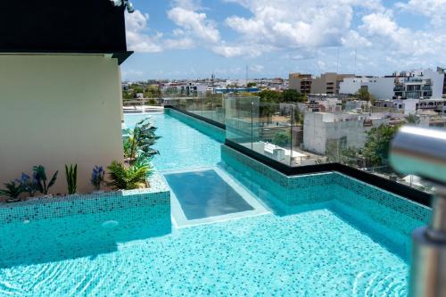 Centro Apartment | Elegant Lux Condo - Fast Wi-fi- Near the Beach