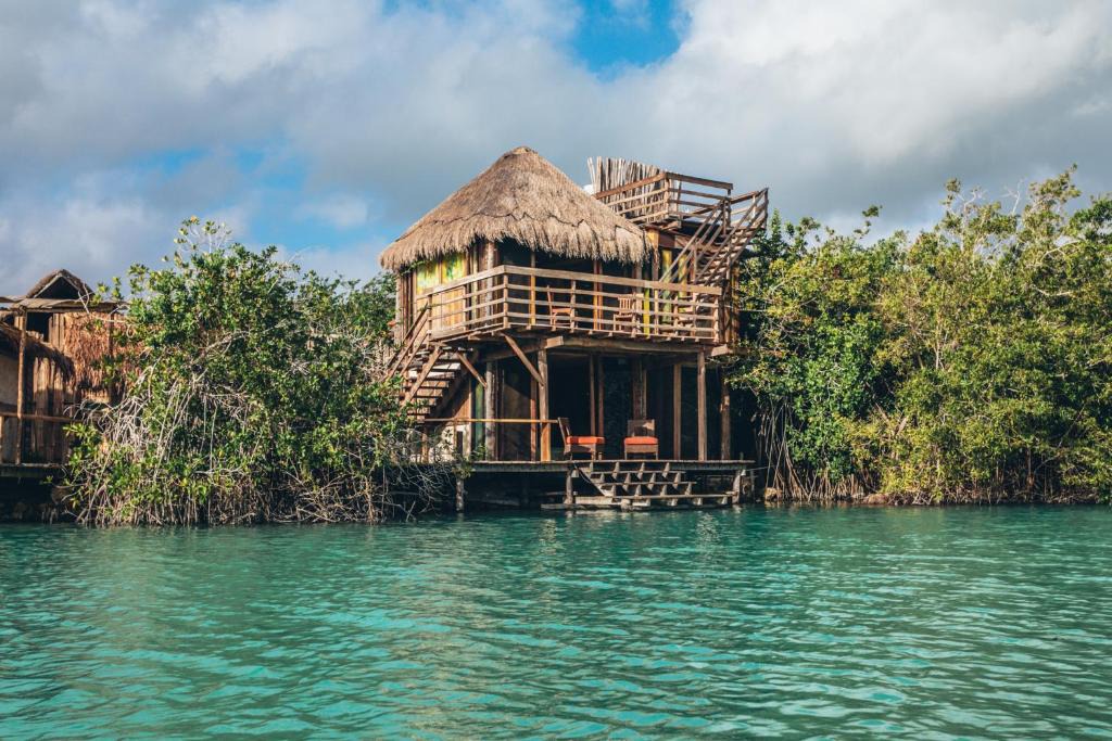 Huay-Pix Hotel | Embajada Universal By La Eufemia Group