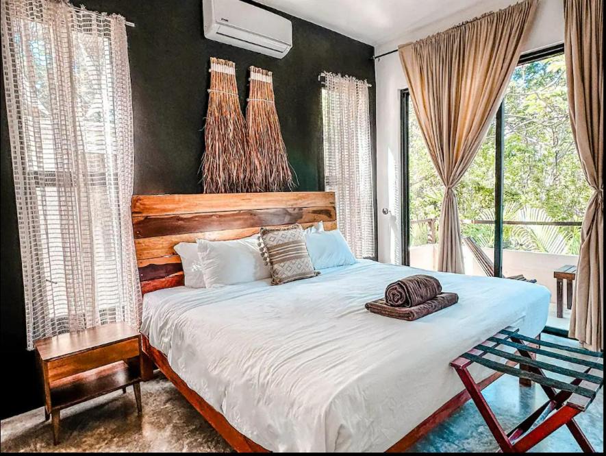Tulum City Center Hotel | Enchanting Jungle Escape 1 BD + Concierge