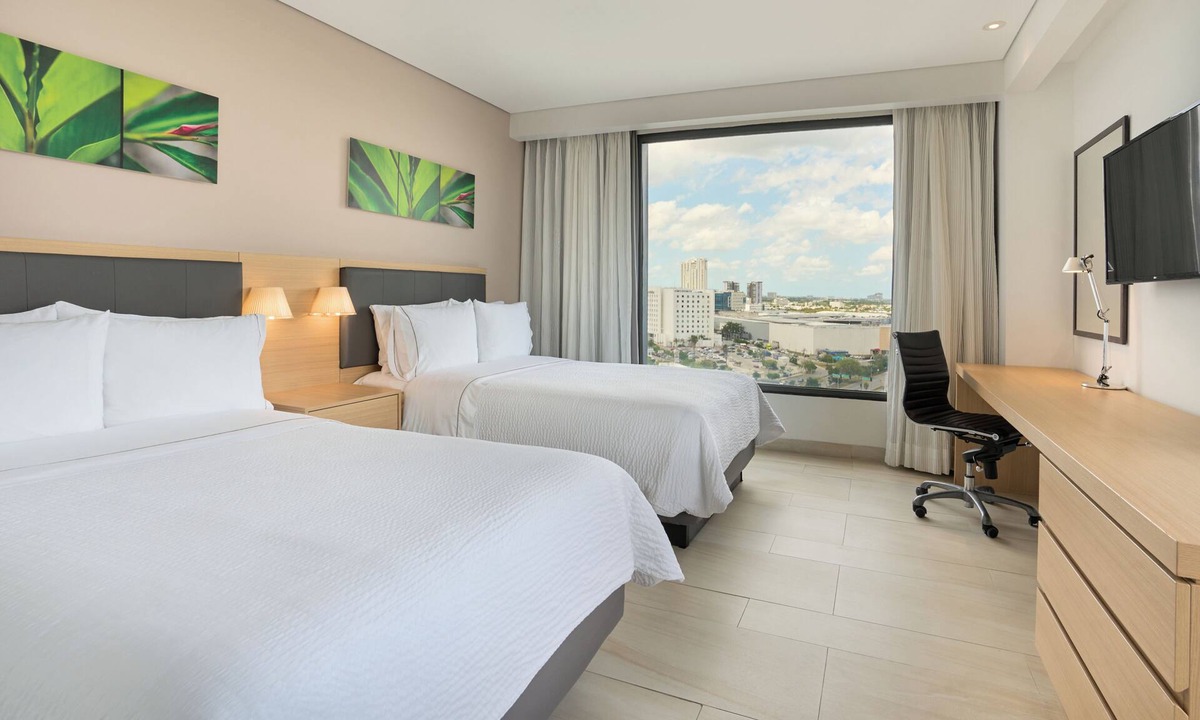 Merida Hotel | Fiesta Inn Mérida Altabrisa