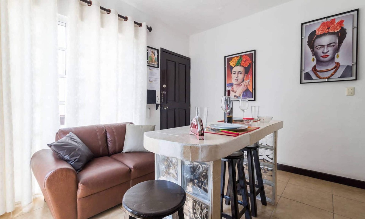 Downtown Apartment | Frida Double Balcony Apartment 5th Avenue