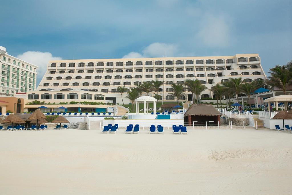 Zona Hotelera Hotel | Golden Parnassus Resort & Spa - All Inclusive (Adults Only)