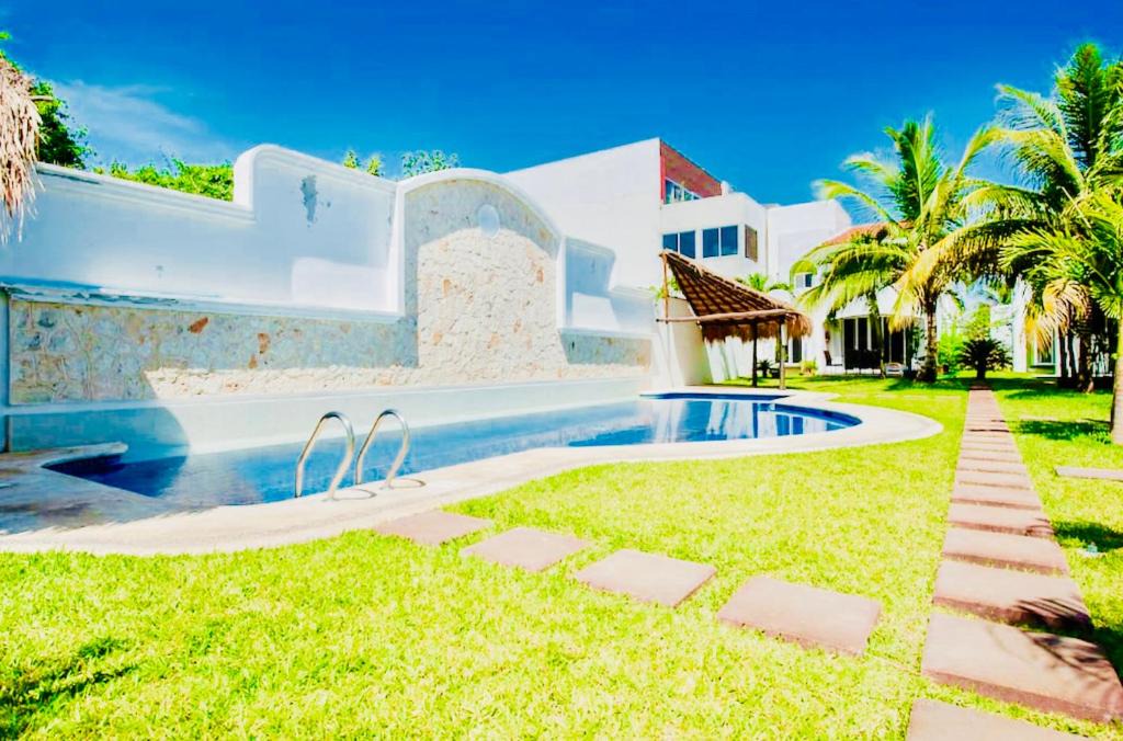 Playacar Villa | Gorgeous 22 People Villa With Pool Playacar Phase 2