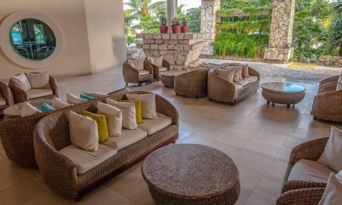 Cozumel Hotel | Grand Park Cozumel Peaceful Studio with Pool & Hot Tub