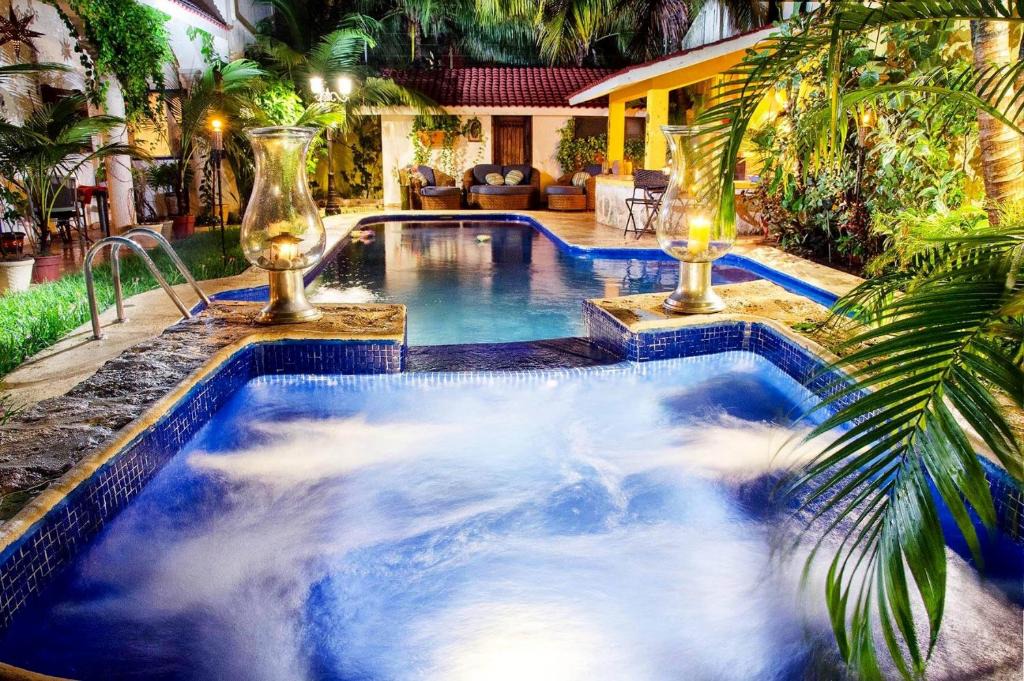 Colonia Maravilla Bed & Breakfast | Hacienda Boutique B&B and Spa Solo Adultos
