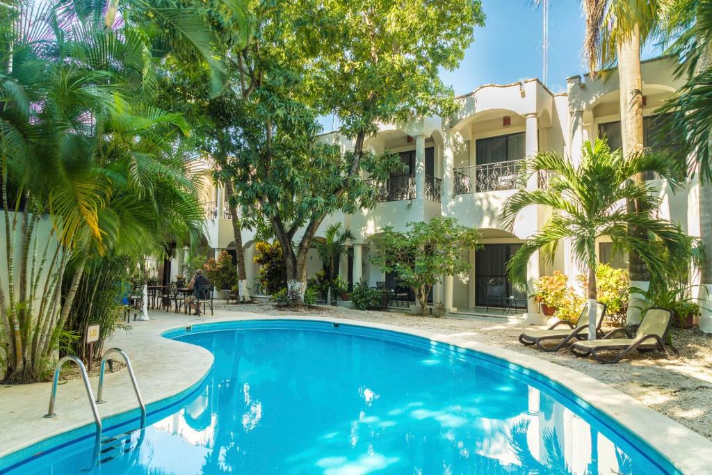 Downtown Hotel | Hacienda Paradise Hotel
