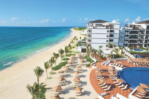 Puerto Morelos Hotel | Holiday Inn Club Vacations Grand Residences All Inclusive