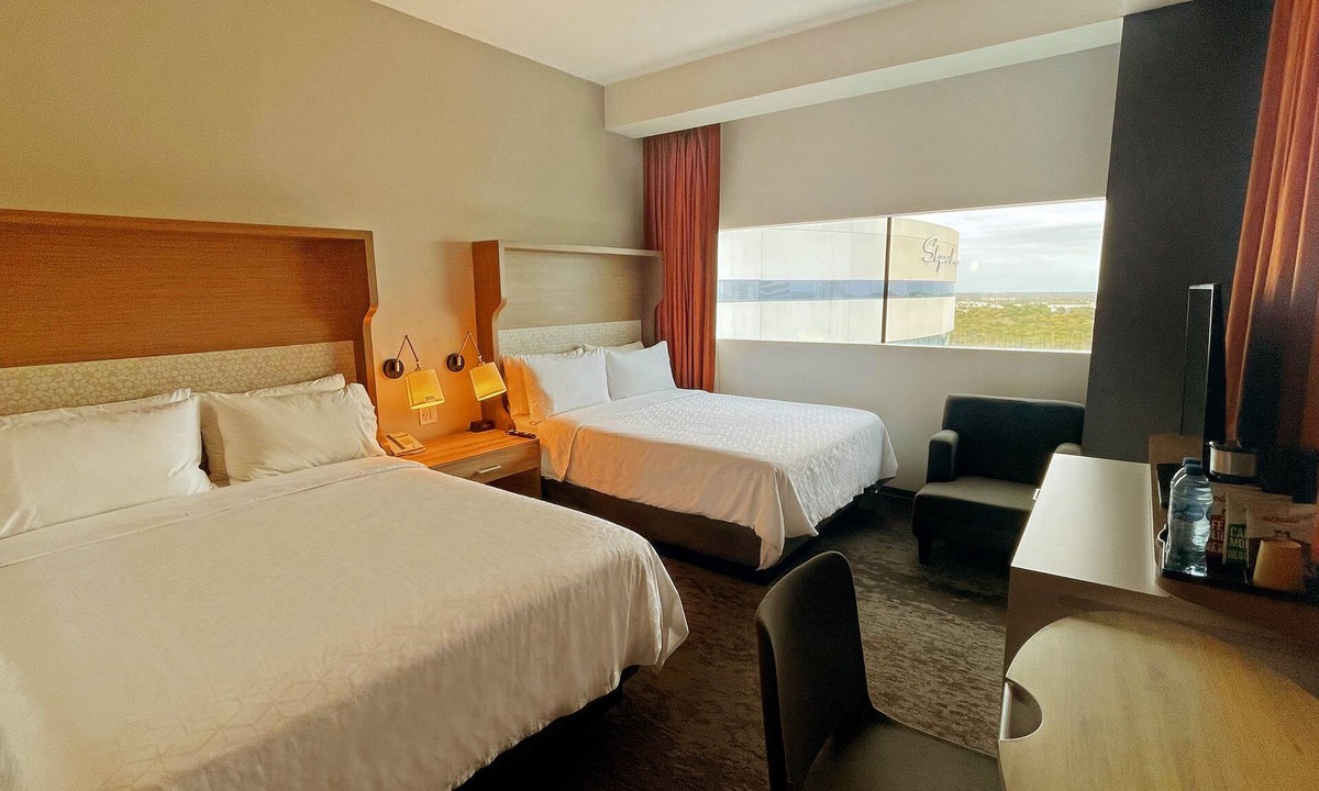Merida Hotel | Holiday Inn Hotel & Suites Merida La Isla by IHG