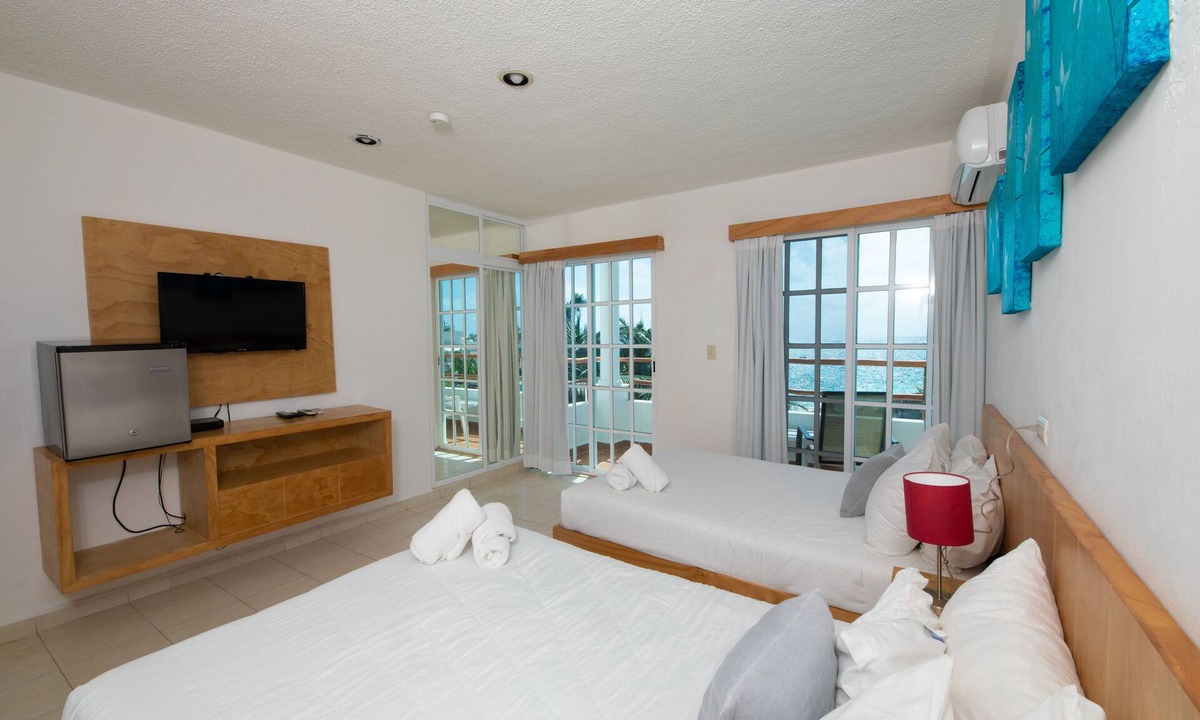 Puerto Morelos Hotel | Hotel & Beach Club Ojo de Agua