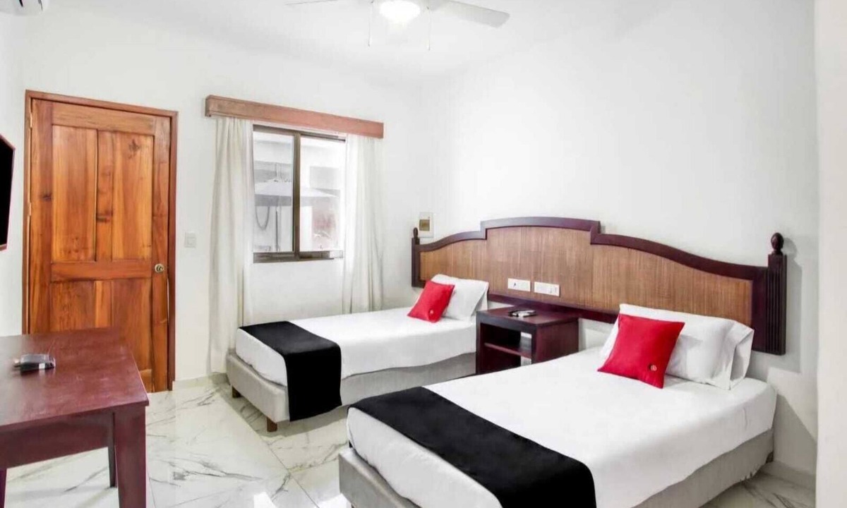 Ejidal Hotel | Hotel Yukon