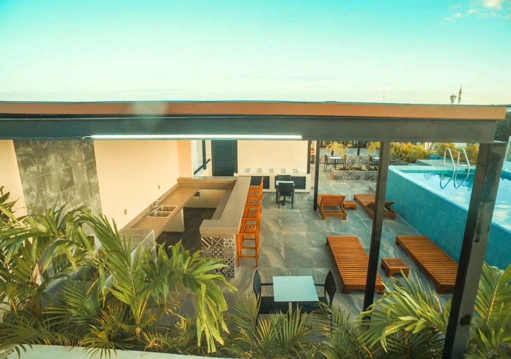 Tohoku Apartment | Joint 4BR Penthouse Rooftop pool Wifi/AC Sleep 14!