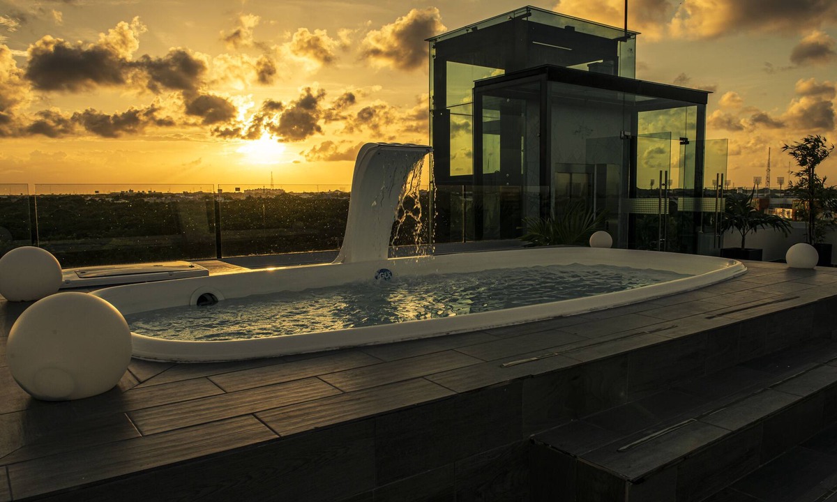 Downtown Cancun Hotel | KABAH Cancun Hotel Boutique