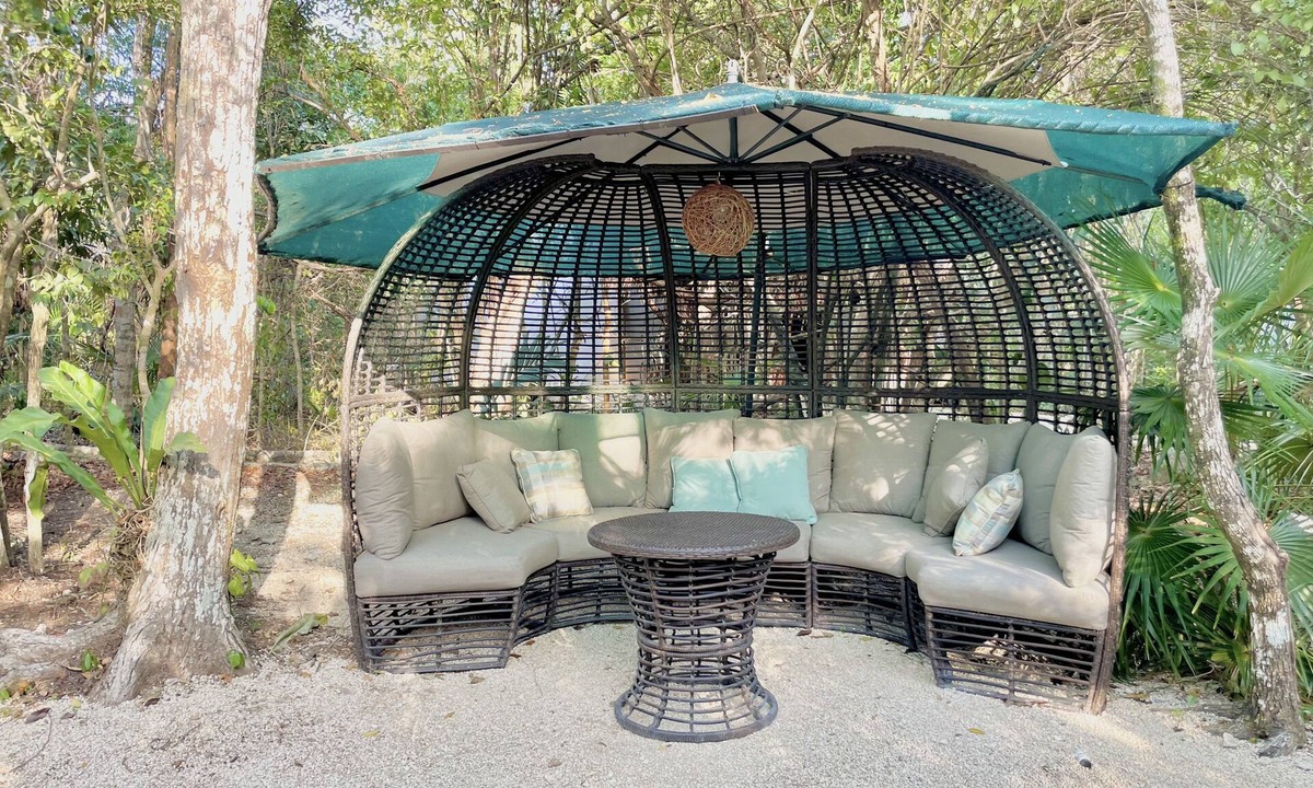 Chemuyil House | Ku Kuk Glamping – Domo Savia