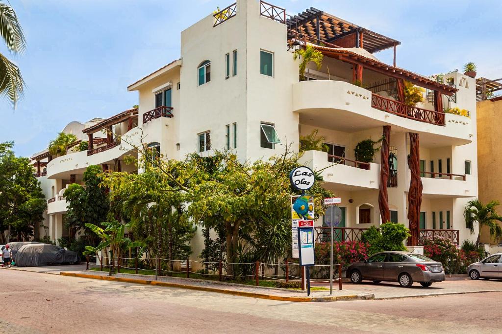 Las Olas | Gonzalo Guerrero