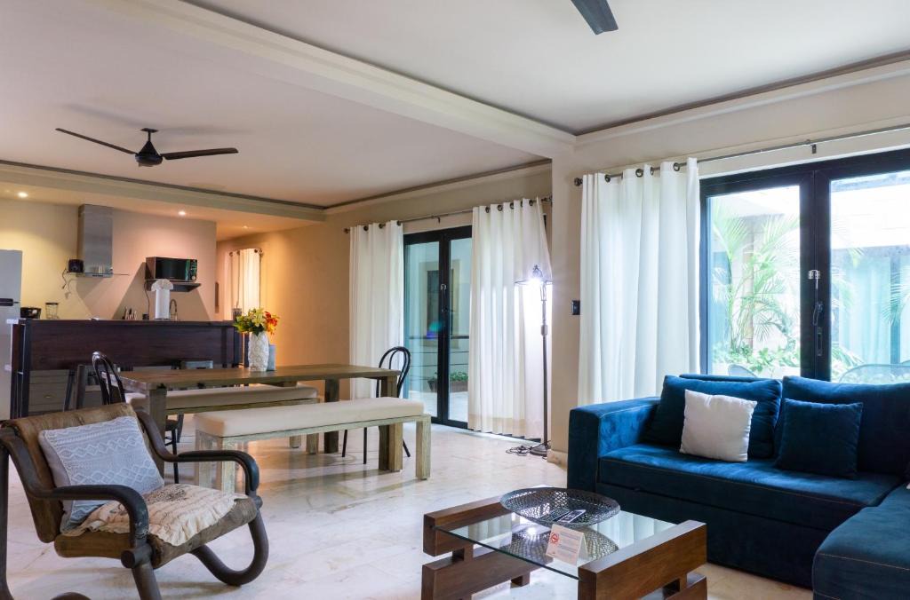Downtown Apartment | Lotus 2 One Block to Mamitas Beach Club