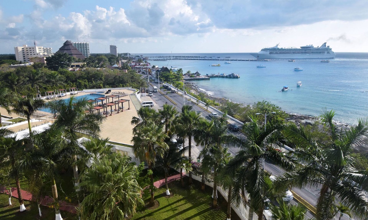 Cozumel Condo | Luxury 6th Floor Condo w/Large Wraparound Terrace