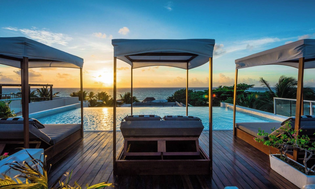Playacar Fase I Villa | Luxury 8BR Villa Alta Vista Playa del Carmen w/Rooftop Pool in Gated Community